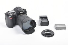 Nikon D90 con 18-105mm - solo