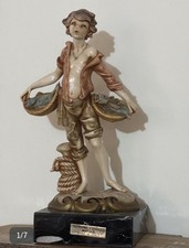 Statua Pescatore Su Base Di