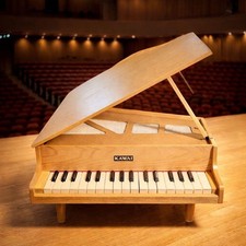 KAWAI Mini Pianoforte a coda