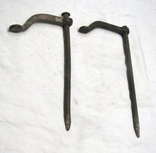 Antichi perni aste girevoli rotanti in ferro 23-24 cm spessore 1 cm manubri