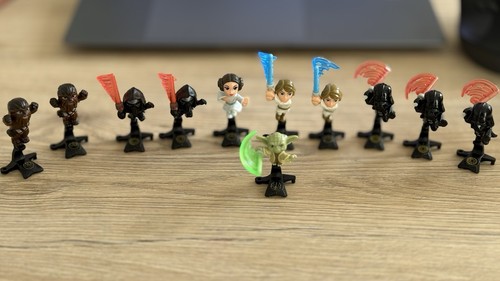 Personaggi star wars kinder - personaggi,