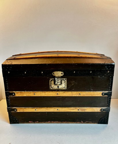Belle malle bombée ancienne - belle,