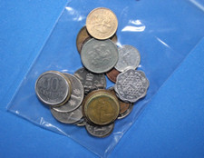 MONETE MONDO MONDIALI 25 DIFFERENTI IN BUSTE CONFEZIONE STOCK (C.0)