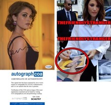 Gemma Arterton signed 8x10