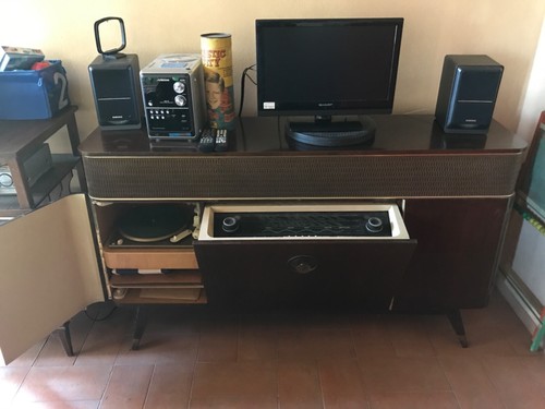 Mobile radio giradischi