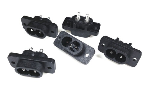 Connettore iec poli - iec, presa