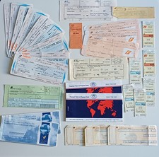 Lotto INDIVISIBILE 30 biglietti usati treno aereo bus FS IATA Gulfair vintage