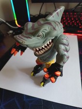 Street Sharks su pattini