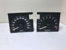 STRUMENTAZIONE CRUSCOTTO CONTAGIRI CONTACHILOMETRI NIPPON SEIKI HONDA VF 750 ...