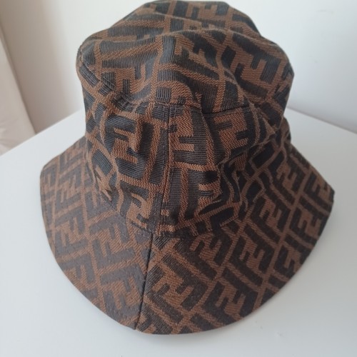 Cappello fendi - cappello,