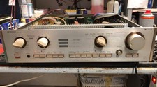 Amplificatore integrato Luxman