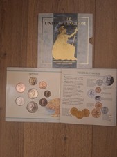 Ser di 8 Monete FDC Royal Mint Inclusa Moneta 2£ sul Calcio