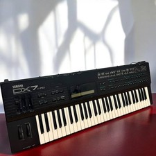 Yamaha DX7II Sintetizzatore FD