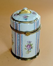 Barattolino porcellana Limoges e bronzo vintage. Misure 12x7cm