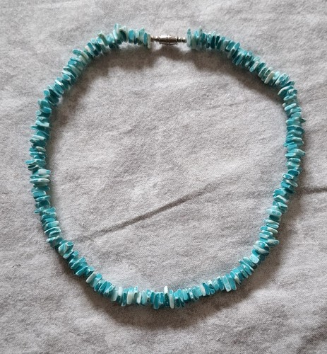Collana con pietre