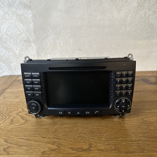 Mercedes benz w209 comand - mercedes,