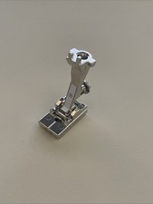 Piedino con cerniera