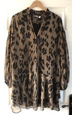 Splendido mini abito kaki