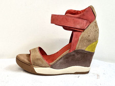 Sandali con zeppa - , scamosciati