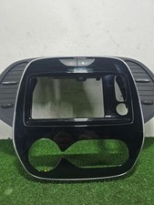 MASCHERINA AUTORADIO RENAULT CAPTUR ANNO 2017.  682605493R