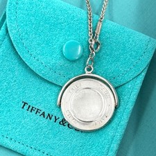 Collana con ciondolo originale