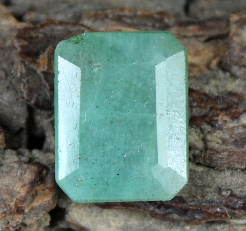 Colombiano verde smeraldo 15 - smeraldo, 5.15
