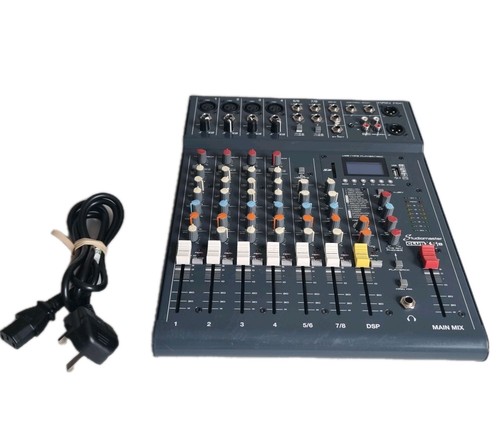 Studiomaster club console - xs, 8