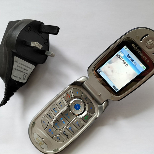 Motorola senior v525 facile - motorola,