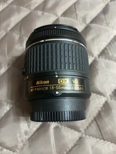 Nikon AF-P DX NIKKOR 18-55mm f/3,5-5,6G VR Obiettivo