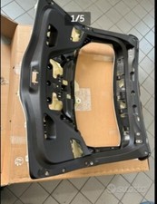 portellone posteriore interno