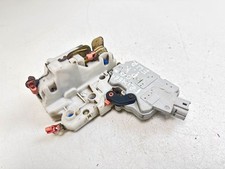 Serratura porta anteriore