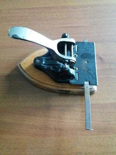 Perforatore perforatrice fogli - perforatore,