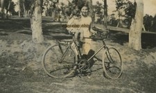 #45737 Greece 1930s. Mother &