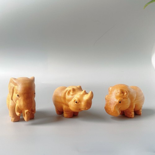 Statua elefante rinoceronte