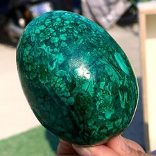 Uovo di malachite lucido