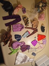 Lotto di vari vestiti per