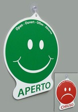 Cartello emoticon APERTO e