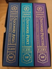 Illumicrate - Infernal Devices