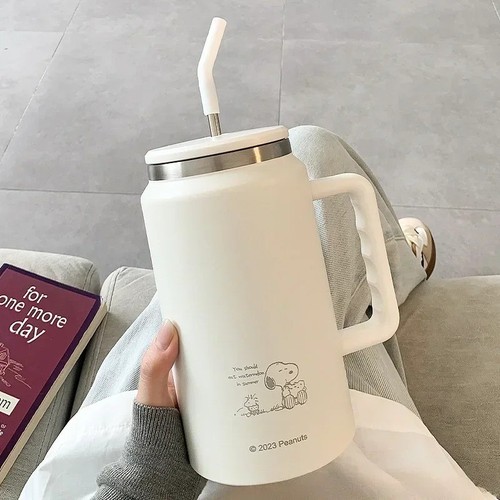 Snoopy tazza caffè isolata - tazza,