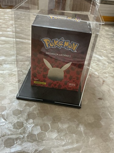 Medaglia argento pokemon