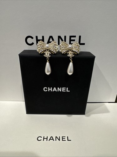 Chanel butterfly crystals - chanel,
