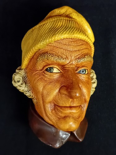 Bosson chalkware head - bosson,