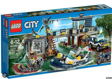 Lego City 60069 - Caserma della Polizia nelle paludi
