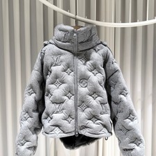 Louis Vuitton Doudoune à capuche Monogram 46 149333497