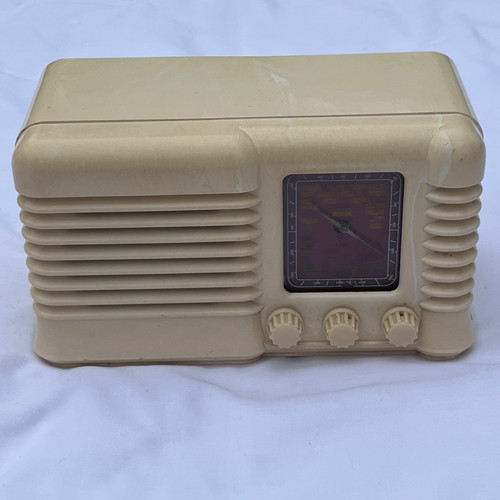 Vintage bakelite tube radio - tube,