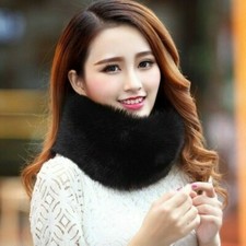 Donna Simil Fox Collo IN