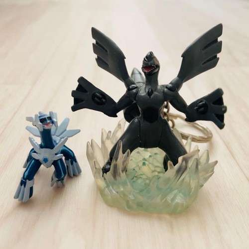 Pokémon zekrom dialga figure - zekrom,