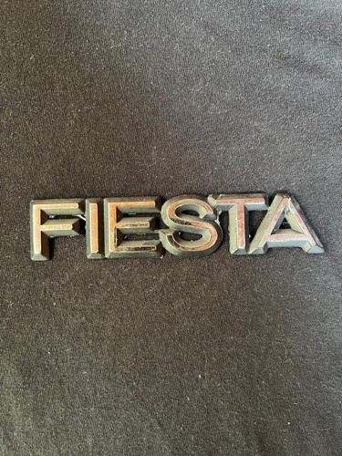 Ford fiesta mk1 - stemma, scritta