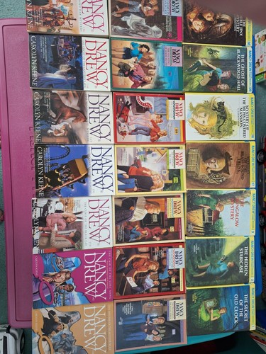 Lot nancy drew books - lot,