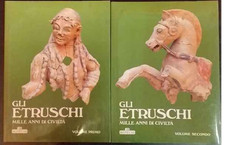 Gli etruschi : mille anni di